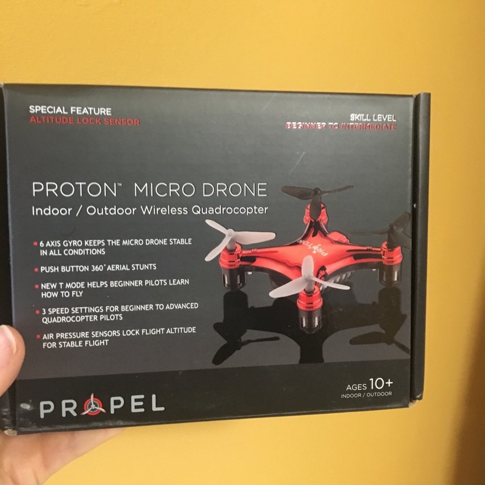 Great Gift Idea!!!!   Indoor/outdoor micro drone